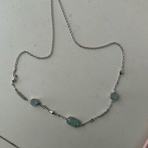 Kendra scott silver necklace